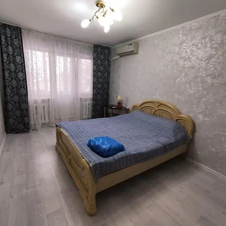 Уютная Квартира 2 Бесконтактное Заселение Круглосуточно Oral Exterior photo